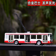 公交车巴士玩具车电车仿真合金，车模回力车儿童，玩具发声发光汽车