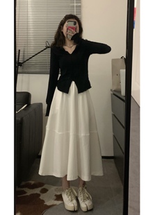 viiwen裙型1jue很优秀的一条显瘦高腰垂感白色休闲半身裙伞裙女