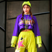 甜酷紫色街舞穿搭hiphop卫衣女短款露脐拼色长袖爵士舞上衣演出服
