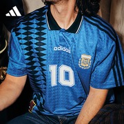 adidas阿迪达斯男阿根廷队足球休闲文化运动短袖T恤复古球衣