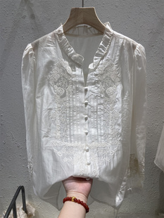 白色蕾丝刺绣钩花拼接天丝棉，木耳边立领衬衫，女春季衬衣绣花上衣