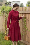 纻衣女装复古红色棉麻连衣裙，秋款2023气质，法式长裙收腰a字裙