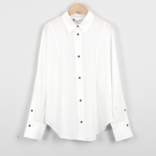 时尚品牌代工厂尾货春季女装，polo领白色，蝙蝠袖宽松长袖衬衫气质潮