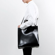 韩版男士pu手提包，时尚复古斜跨包商务公文包亮皮高级感单肩包