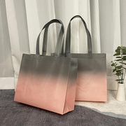渐变粉色购物袋绿色服装店手提袋子博大精灰色女装店包装袋