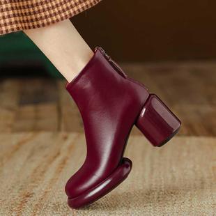 粗跟短靴女士2024年秋冬季女鞋高跟厚底马丁靴酒红色真皮靴子