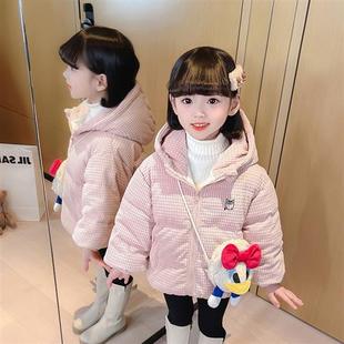 女宝宝冬装外套0-1-2-3岁女童，加厚棉服洋气，5小童棉衣可爱儿童