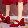 优雅红色高跟鞋女粗跟中式秀禾服婚鞋2024春季绒面玛丽珍单鞋