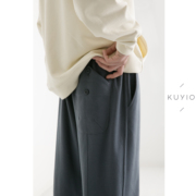 kuyiou3d解构切割紧实肌理棉质松紧腰，宽松束口运动卫裤男k02