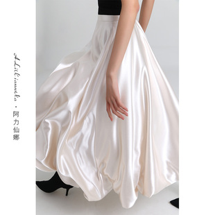 阿力仙娜香槟色高腰百褶半身裙，2024年春夏法式显瘦中长裙气质半裙