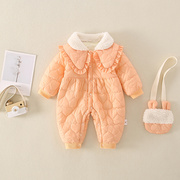 0一3月婴儿衣服秋s冬女宝宝七个月网红套装加绒连身棉衣爬服