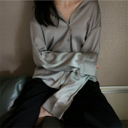 日本2023春夏白色衬衫，女复古垂感衬衣，真丝缎面上衣职业西装内搭ol