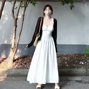 甜美初恋v领白色吊带连衣裙女2024夏季高腰性感气质修身裙子长款