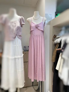 高级感纯色吊带连衣裙女2024夏季时尚宽松性感，甜美气质长裙潮