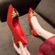 红色婚鞋春季晚礼服平跟鞋女粗跟2021年新娘，鞋主婚纱鞋伴娘鞋