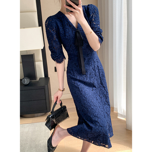 大码蕾丝连衣裙女夏季蓝色绝美名媛法式复古气质裙子轻奢高端