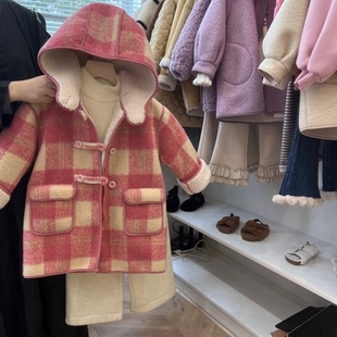 女童呢子外套冬季2023洋气，中长款格子呢大衣宝宝，保暖时髦上衣