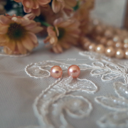 junhe原创设计粉橘色强光天然珍珠，耳钉925银针耳饰复古潮流百搭