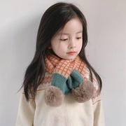 韩版冬季交叉儿童围巾男女童，宝宝针织格子毛球柔软加厚保暖围脖潮