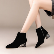 短靴女秋冬季韩版尖头，中跟黑色磨砂皮，及踝靴短筒马丁靴裸靴子
