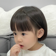 婴儿发型宝宝假发日常短发自然，儿童拍照摄影短直发空气刘海波波头