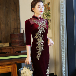 丝绒旗袍婚宴2024中国风，高端喜服中年，婆婆妈妈参加婚礼礼服晚装