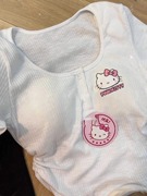 300斤超大码HelloKitty短袖t恤胖MM清纯可爱自带胸垫短款显瘦上衣