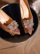 水晶红色秀禾服新娘结婚鞋2024年不累脚中式礼服婚宴细高跟鞋