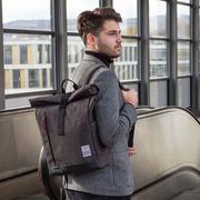 德国TROIKA 休闲拉链双肩包旅行登山大容量男包电脑简约通勤背包