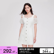 绫致ONLY2024春夏时尚甜美高腰短款露肩牛仔连衣裙女