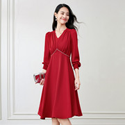 晚白2023秋季气质纯色红裙，修身显瘦百搭ol通勤长袖连衣裙