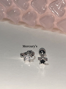 mercurys一颗贪吃星星星耳钉，通体s925银耳，扣黑白配耳钉洗澡免摘