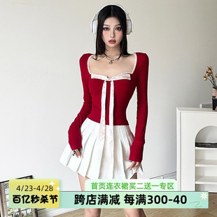iuae红色氛围感蝴蝶系带上衣女，低领抹胸蕾丝花边紧身新年战袍t恤
