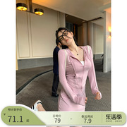 王少女的店粉色休闲运动套装2024春夏季短款连帽开衫外套半身裙子
