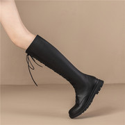 女童黑色平底马丁靴，2023秋冬季加绒长筒靴儿童高筒软底长