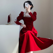 法式复古红色连衣裙秋冬便服赫本风拼接显瘦气质敬酒礼服丝绒裙子