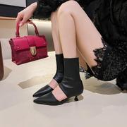 夏季靴子女薄款2024欧美时尚网红尖头细跟镂空短靴弹力瘦瘦靴
