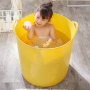 家用大号加厚儿童洗澡桶宝宝浴桶泡澡桶塑料，小红桶婴儿浴盆澡盆。