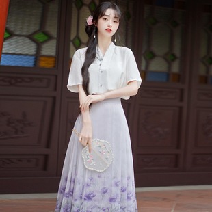 新中式国风素雅v领盘扣短袖白衬衫，女装搭配马面裙的汉服刺绣上衣