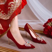 红色婚鞋女粗跟大码单鞋中式新娘鞋低跟舒适浅口鞋小众婚礼高跟鞋