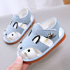 夏季宝宝凉鞋婴儿学步鞋0-1-2岁男女防滑软底公主鞋子包头叫叫鞋