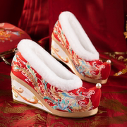 秋冬新加绒高跟秀禾服婚鞋中式女古风红色坡跟汉服新娘结婚绣花鞋