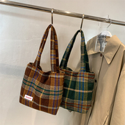 袋休闲单肩包子呢复古韩版大容量编织格子布混色2021手提包