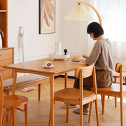 小七的木头北欧餐桌家用小户型全实木家具樱桃木桌子简约原木饭桌
