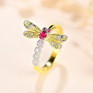 宝石矿工 18k黄+白金蜻蜓红宝石钻石戒指 时尚设计复古文艺风女戒