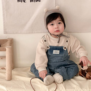 春秋季婴幼儿长袖韩系休闲套装新生宝宝洋气卫衣字母背带裤两件套