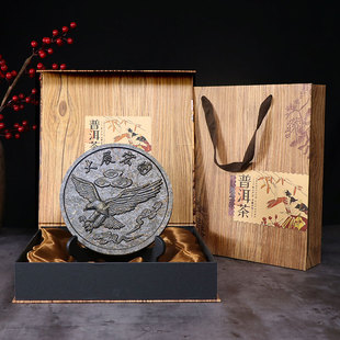 云南普洱茶雕18.5cm生茶，摆件茶饼纪念工艺茶，企业私人定制礼盒