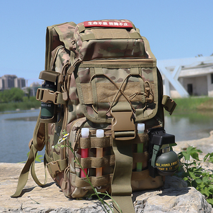 新式迷彩双肩包男户外军版511战术背包大容量旅行登山包行山背囊