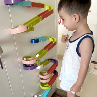 幼儿园走廊墙上面早教DIY滚珠轨道积木3-6岁滚球儿童拼装益智玩具