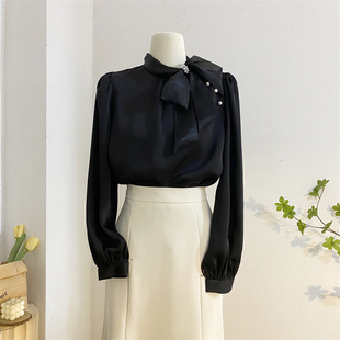 法式高级感蝴蝶结缎面衬衫，女2024春设计感气质，立领醋酸长袖上衣黑